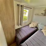 Tiny House La Nouvelle Διαμέρισμα *
