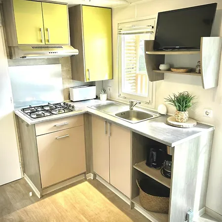 Apartment Tiny House La Nouvelle *